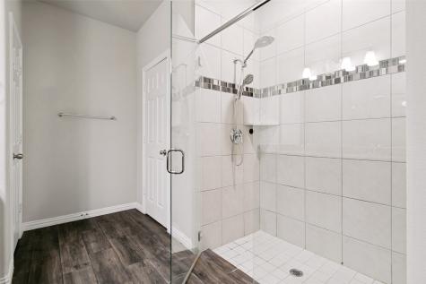 692 Avalon Drive Waxahachie TX 75165