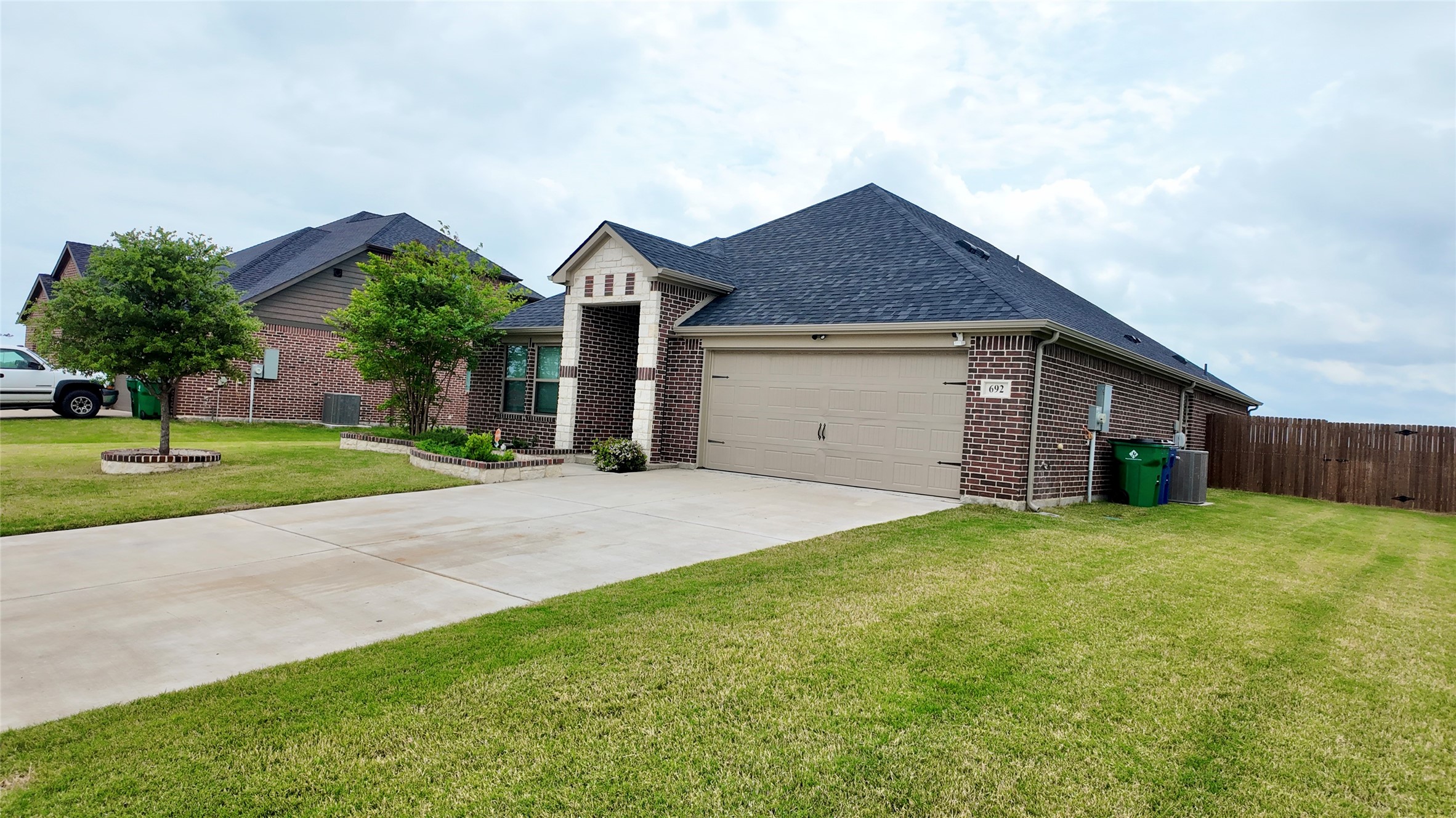 692 Avalon Drive Waxahachie TX 75165