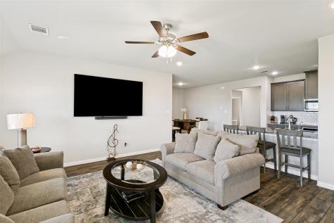 692 Avalon Drive Waxahachie TX 75165