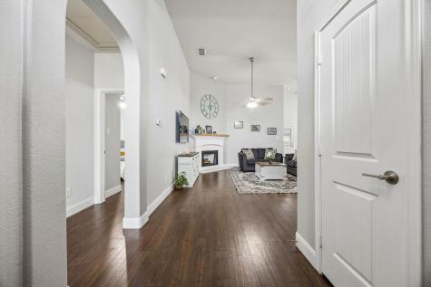 337 Delgany Trail Fort Worth TX 76052