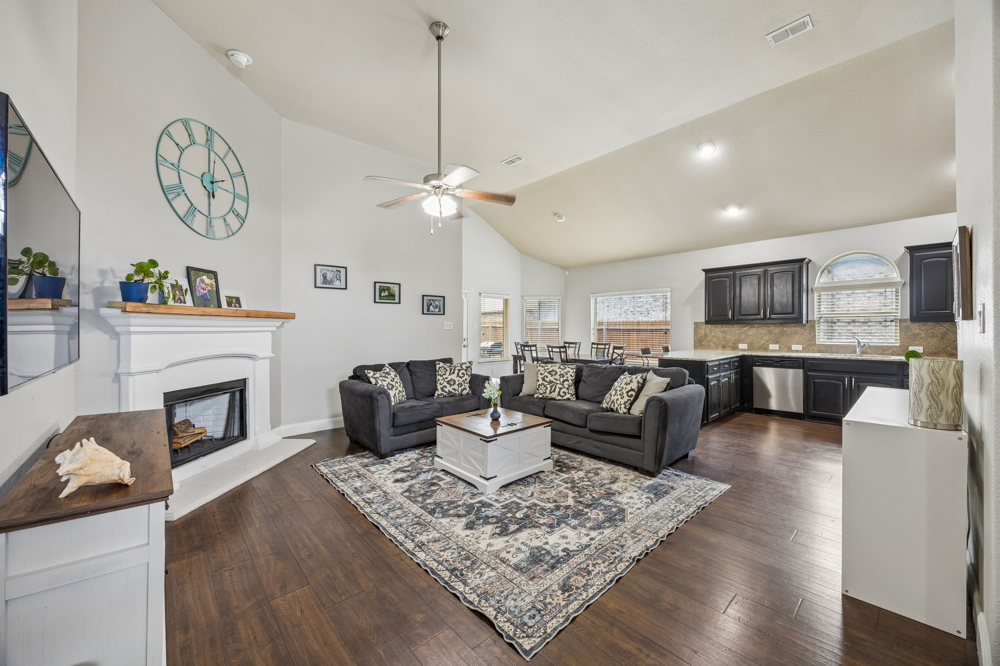 337 Delgany Trail Fort Worth TX 76052