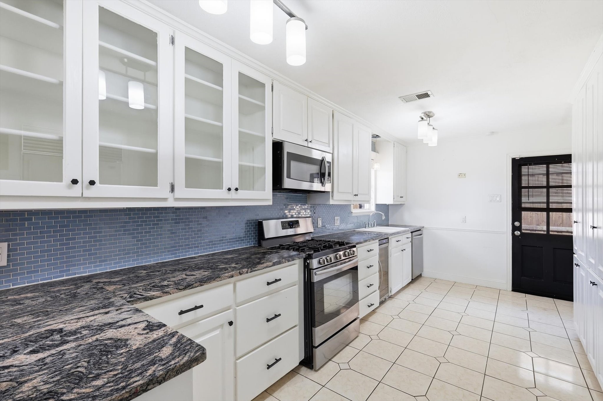 9403 Thornberry Lane Dallas TX 75220