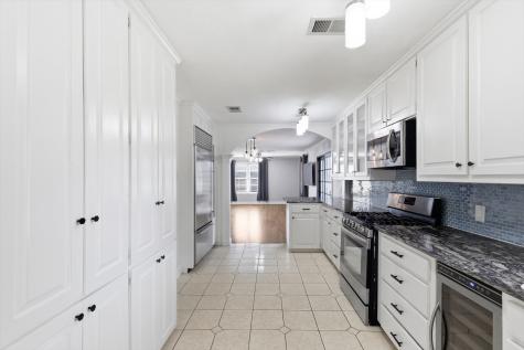 9403 Thornberry Lane Dallas TX 75220