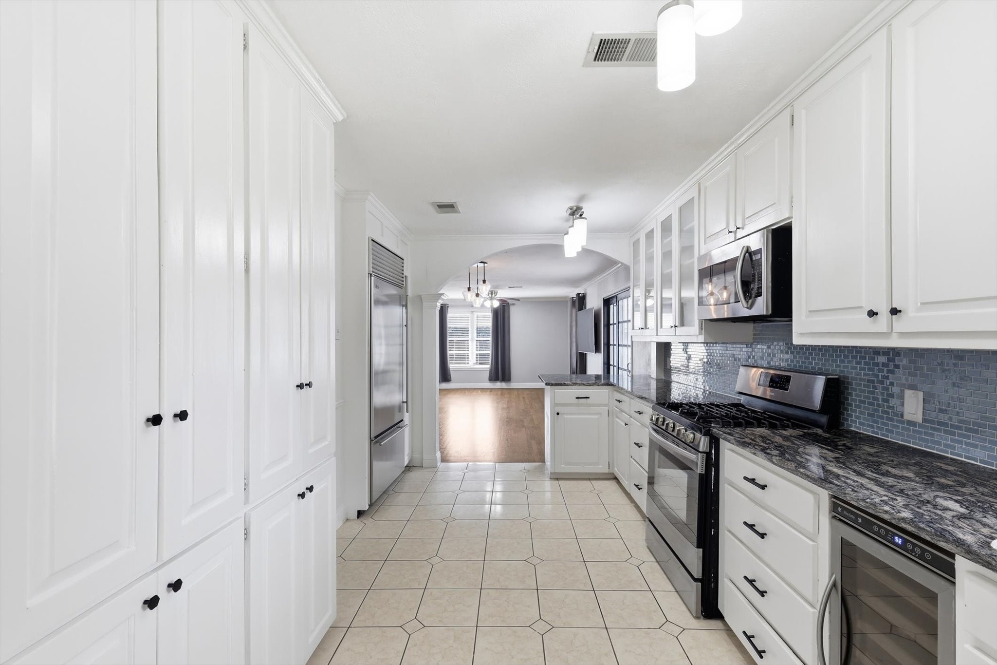 9403 Thornberry Lane Dallas TX 75220