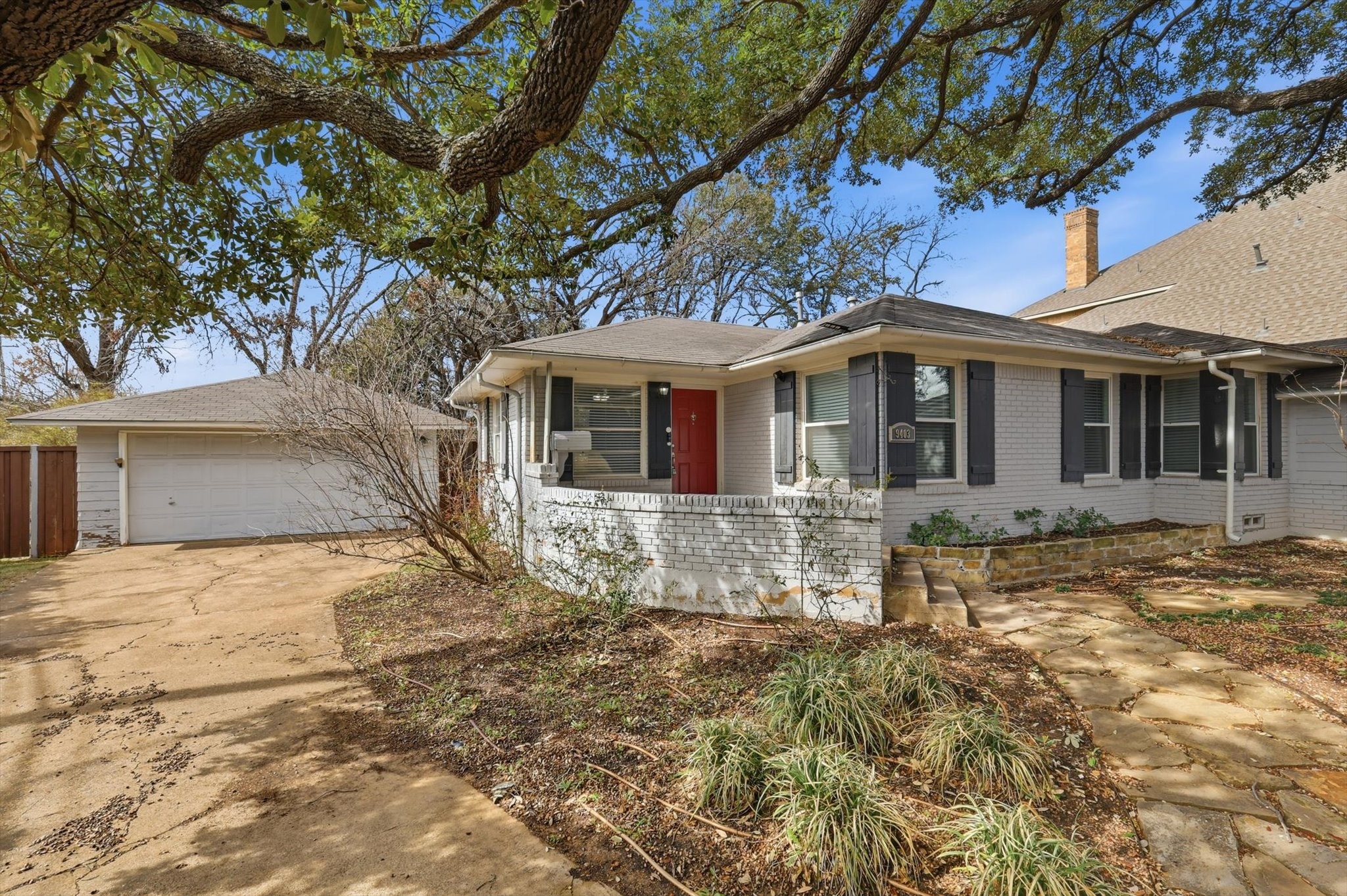 9403 Thornberry Lane Dallas TX 75220