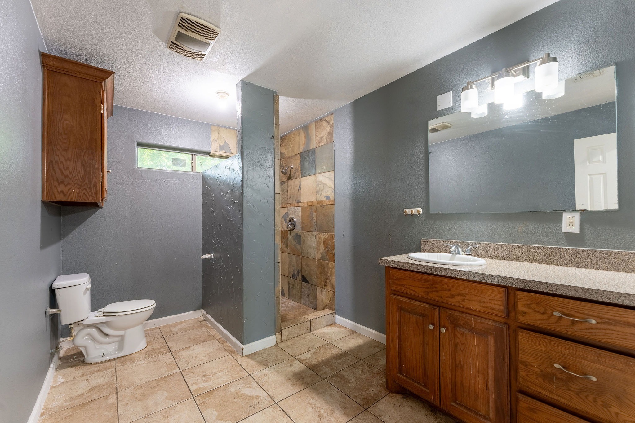 1502 Adelaide Drive Dallas TX 75216