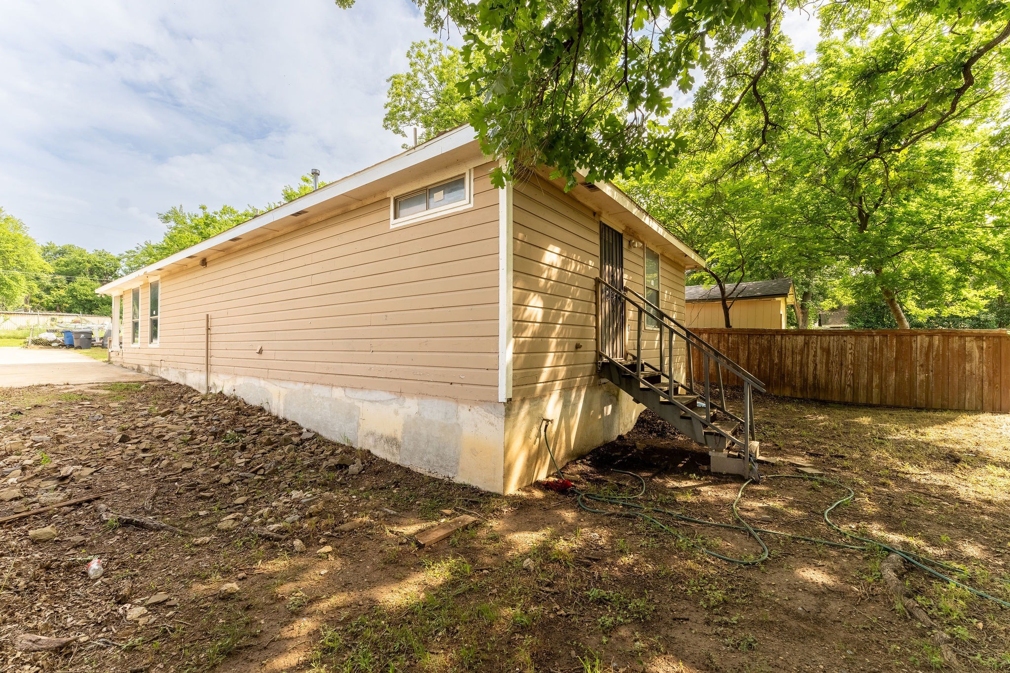 1502 Adelaide Drive Dallas TX 75216