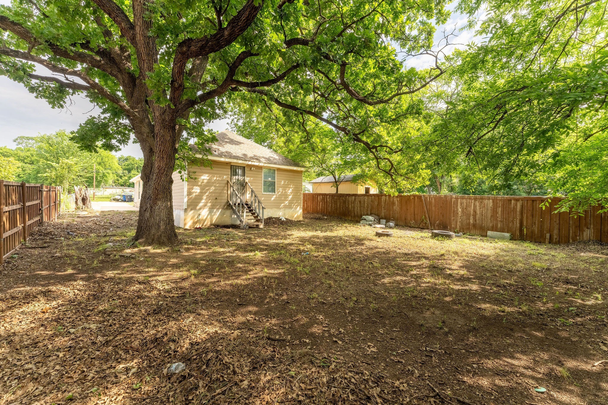 1502 Adelaide Drive Dallas TX 75216