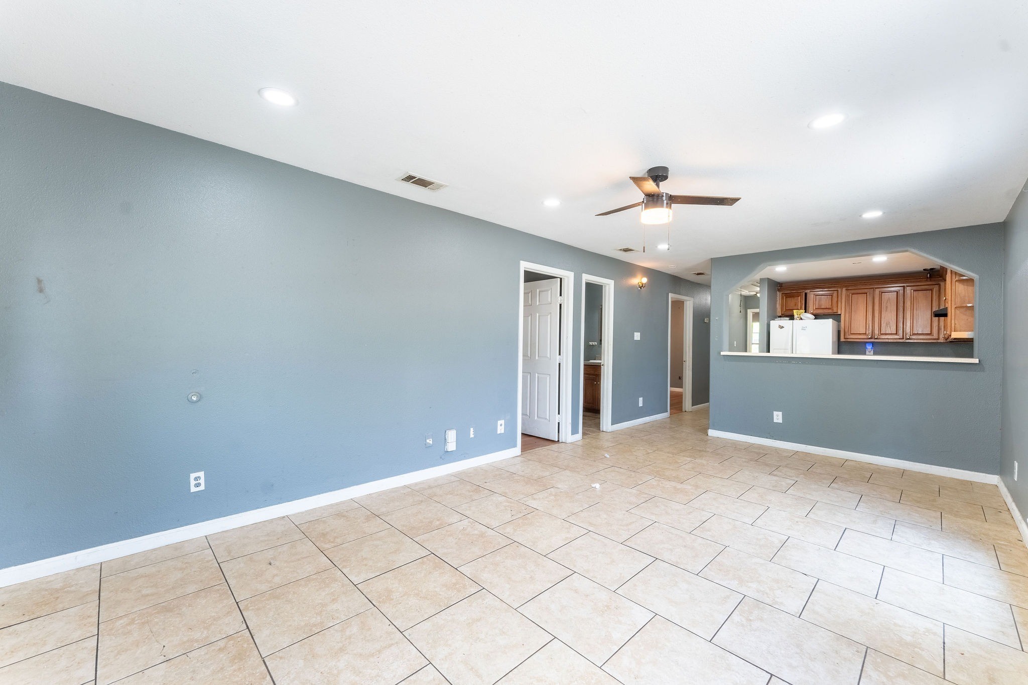 1502 Adelaide Drive Dallas TX 75216