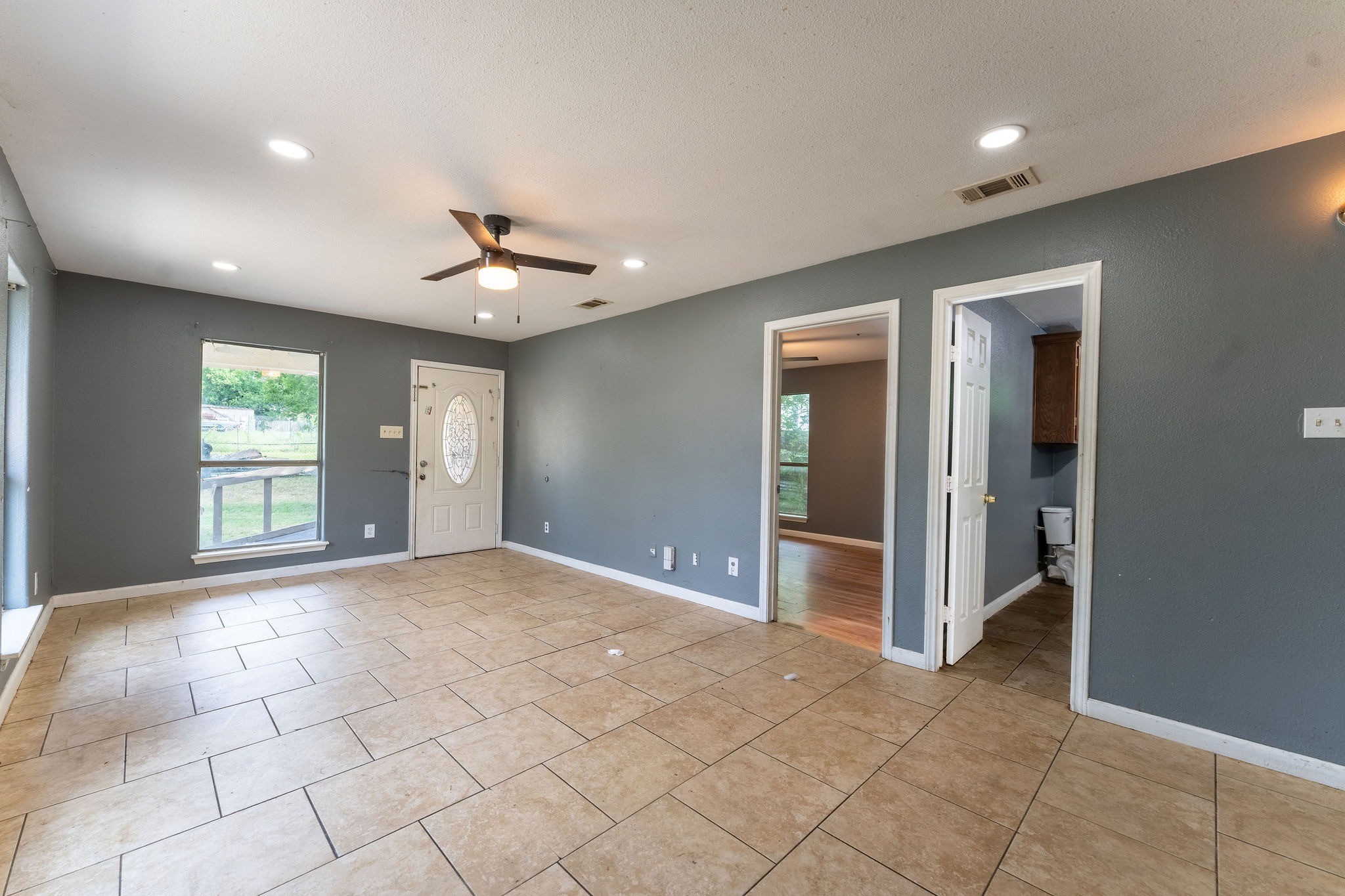 1502 Adelaide Drive Dallas TX 75216