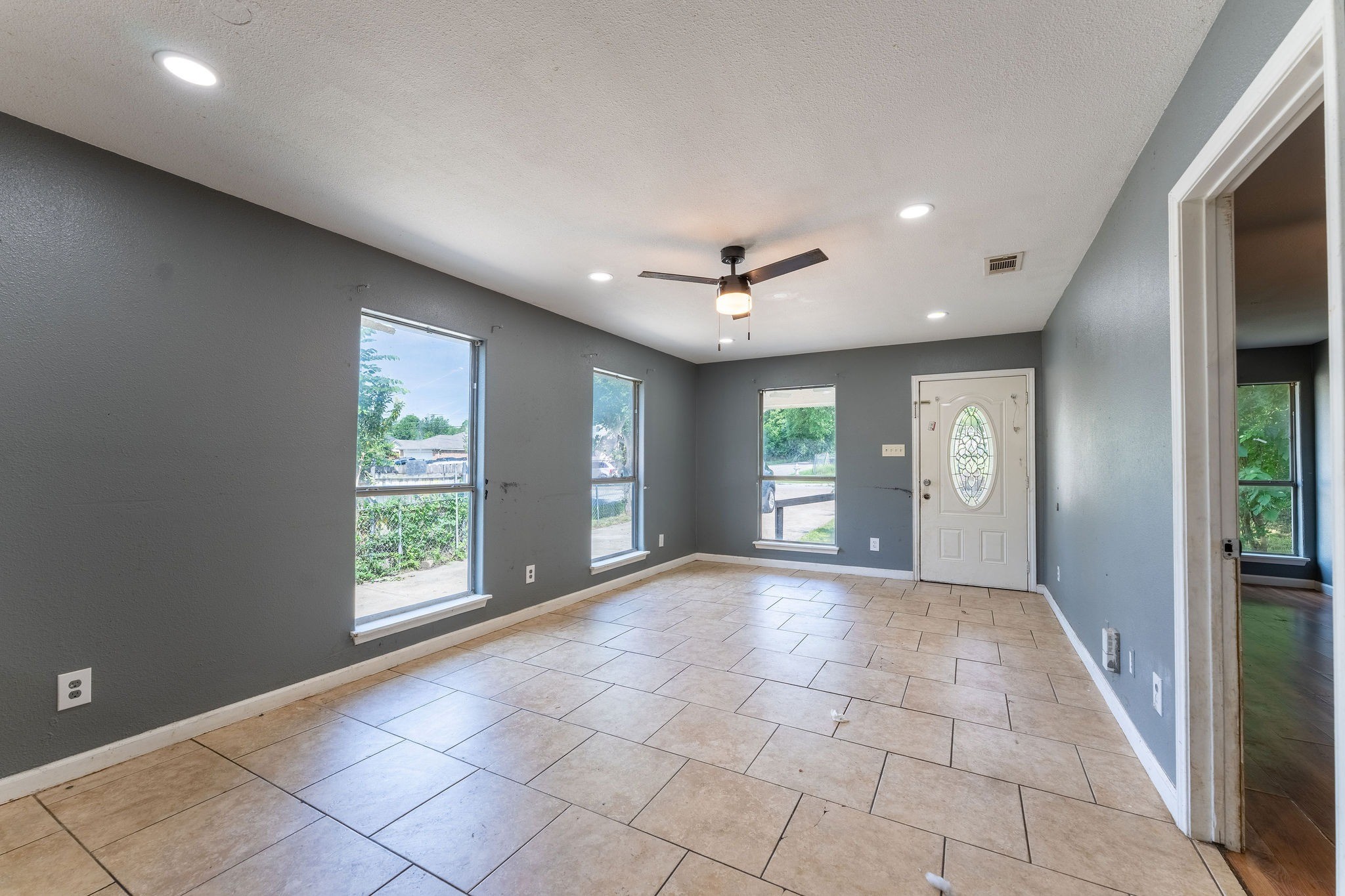 1502 Adelaide Drive Dallas TX 75216