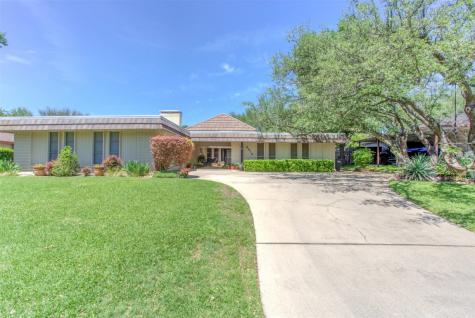 8812 Random Road Fort Worth TX 76179
