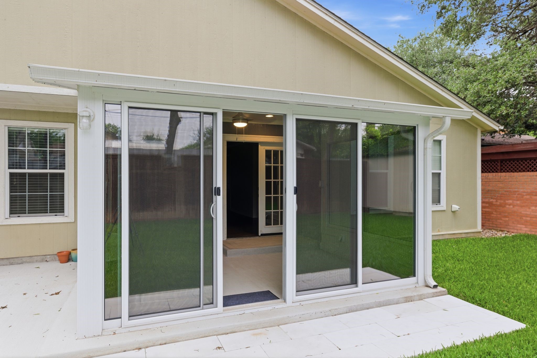 2725 Ryan Place Drive Fort Worth TX 76110
