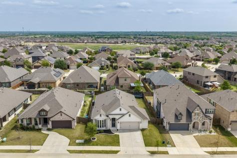 9201 Amistad Lane Denton TX 76226