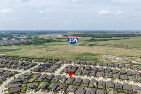 9201 Amistad Lane Denton TX 76226