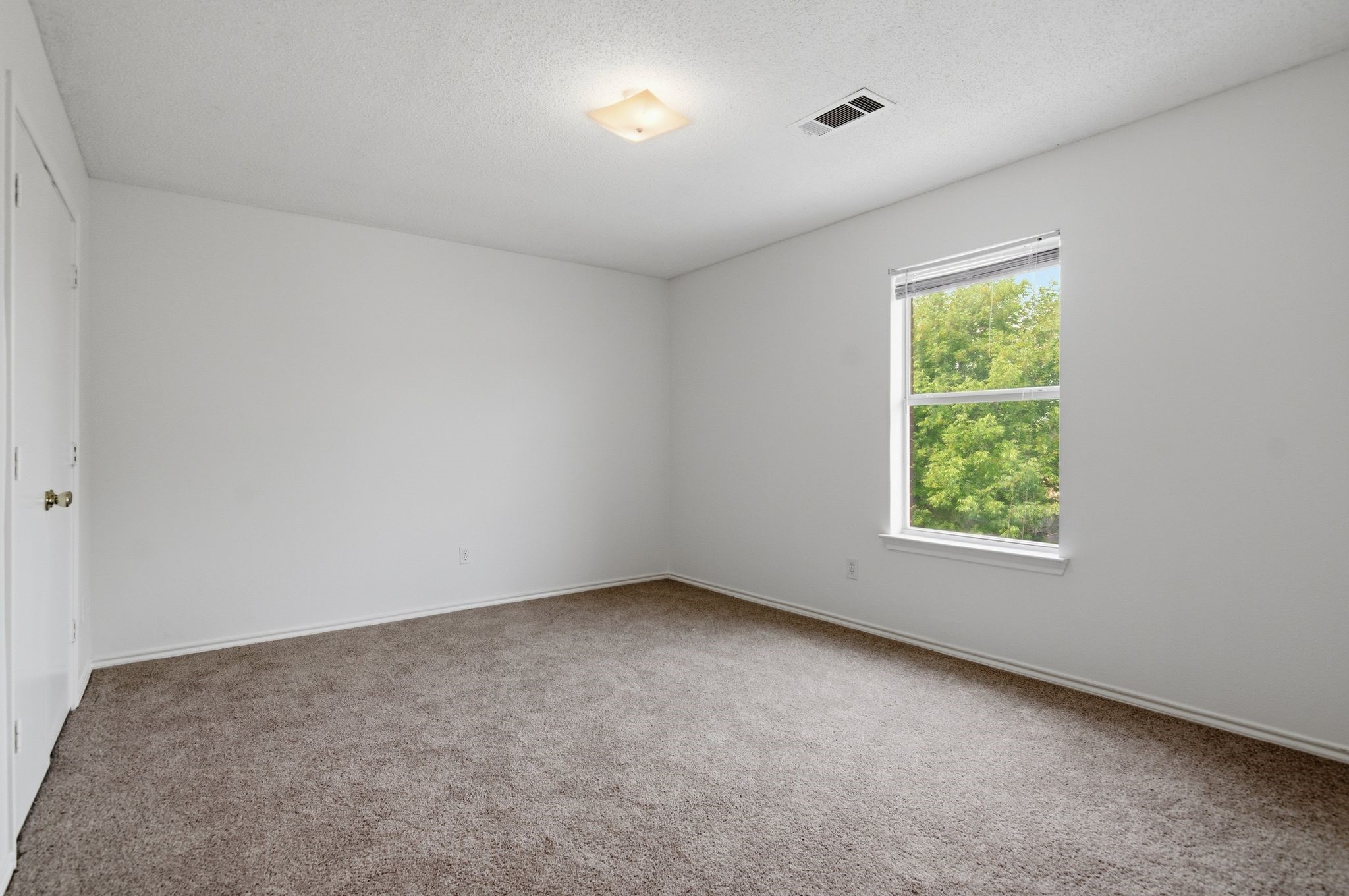 1001 Scenic Drive Justin TX 76247