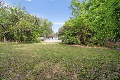 1106 Warden Street Benbrook TX 76126