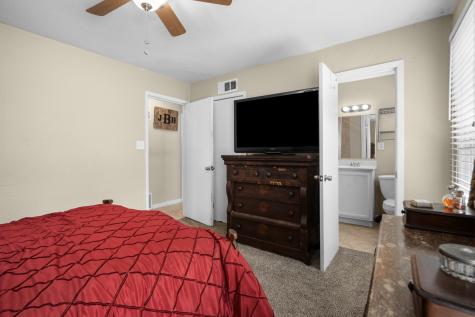 1106 Warden Street Benbrook TX 76126