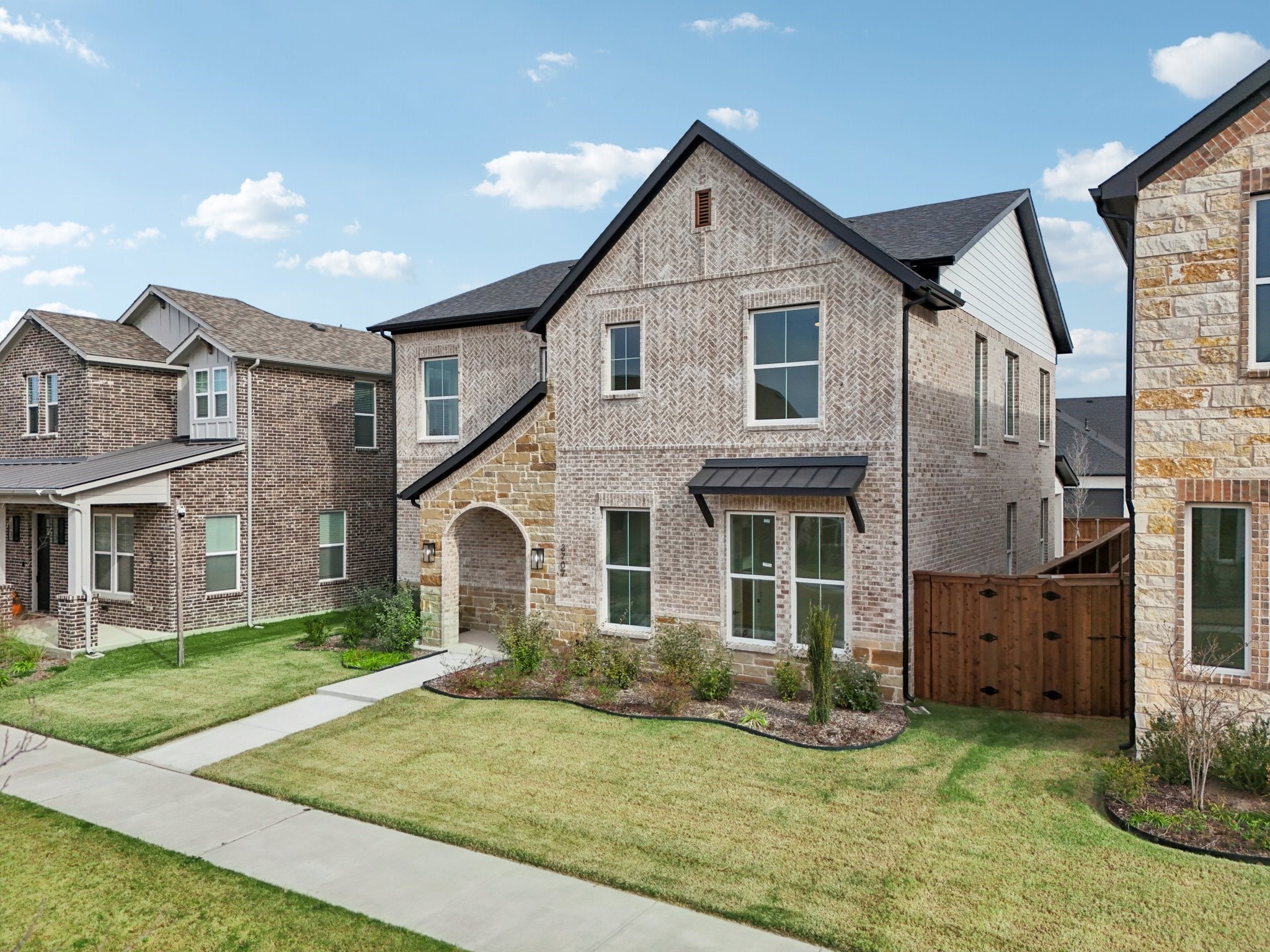 3707 Pilgrims Mews Rowlett TX 75088