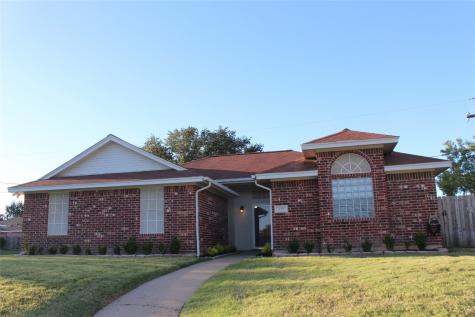 525 Bluebonnet Court Burleson TX 76028