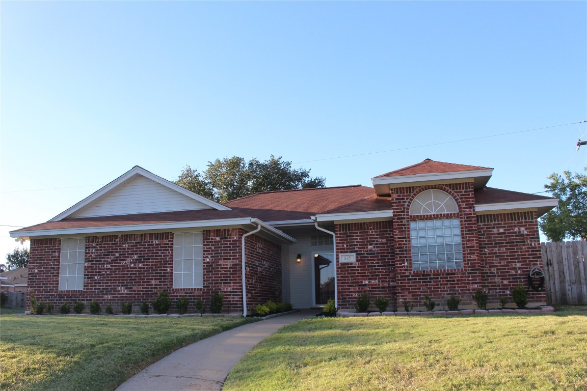 525 Bluebonnet Court Burleson TX 76028