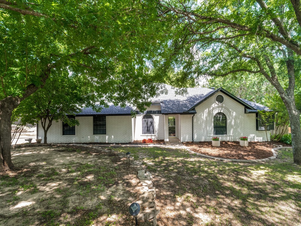 241 Southview Drive Hudson Oaks TX 76087