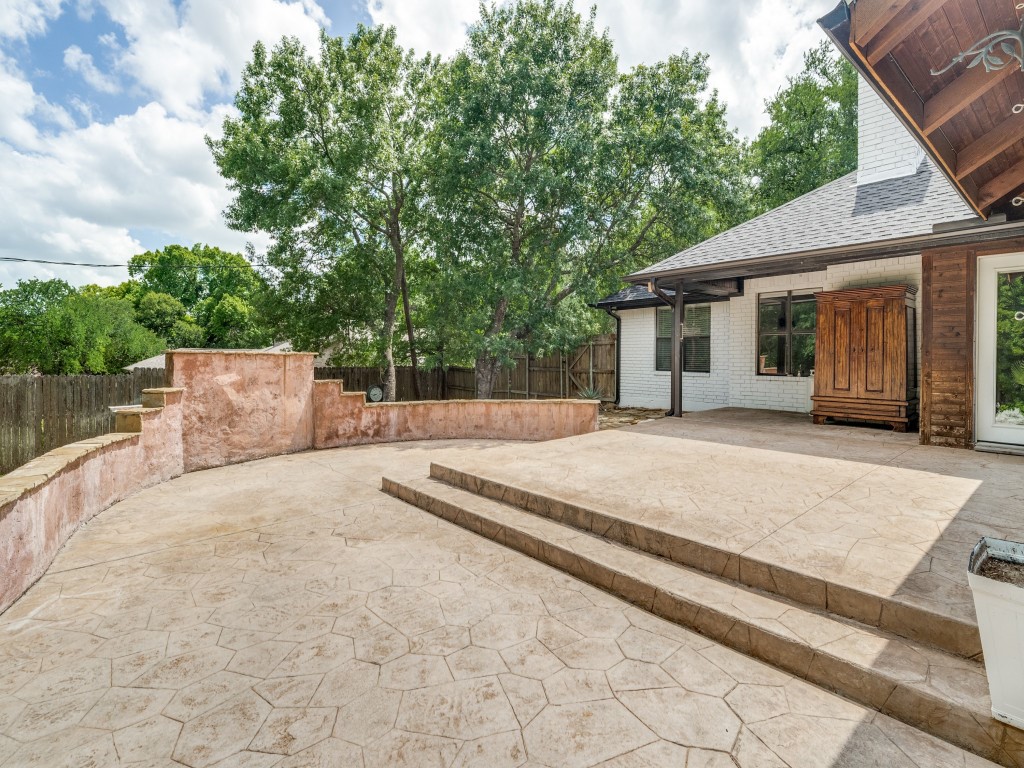 241 Southview Drive Hudson Oaks TX 76087