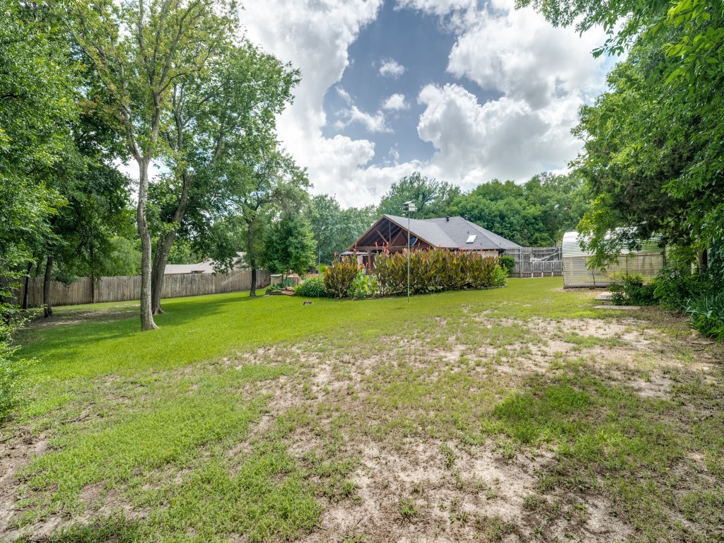 241 Southview Drive Hudson Oaks TX 76087