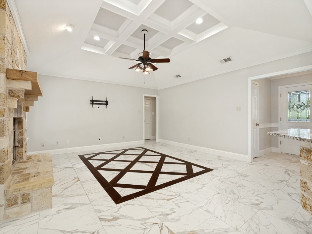 241 Southview Drive Hudson Oaks TX 76087