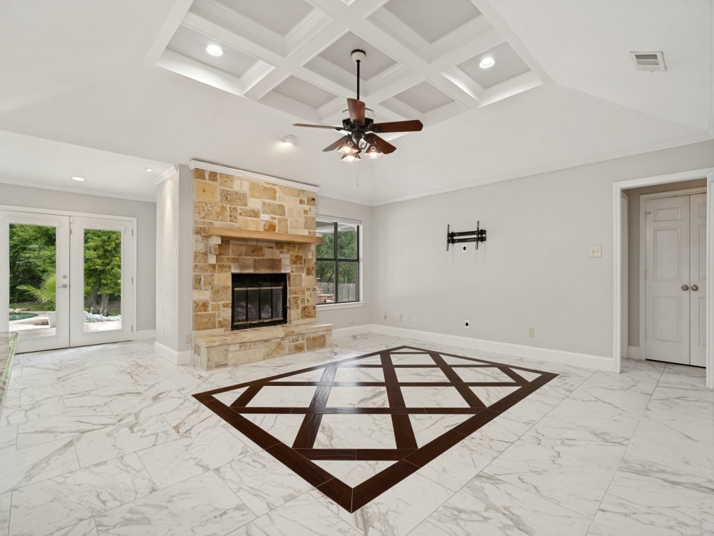241 Southview Drive Hudson Oaks TX 76087