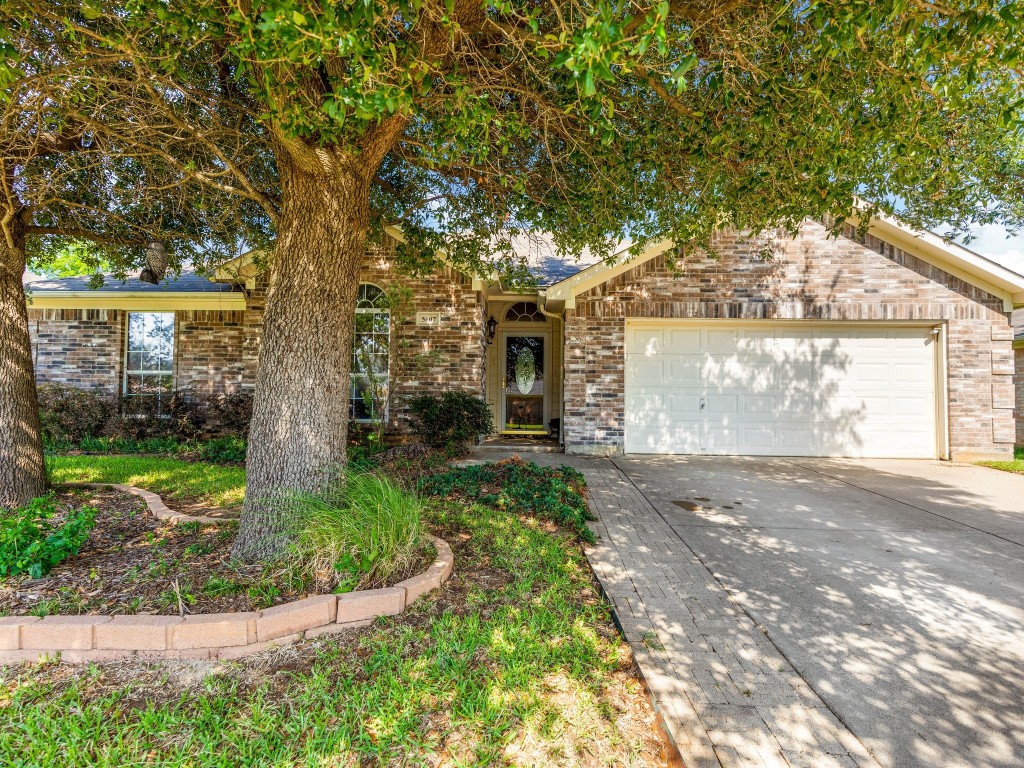 5607 Bright Star Trail Arlington TX 76017