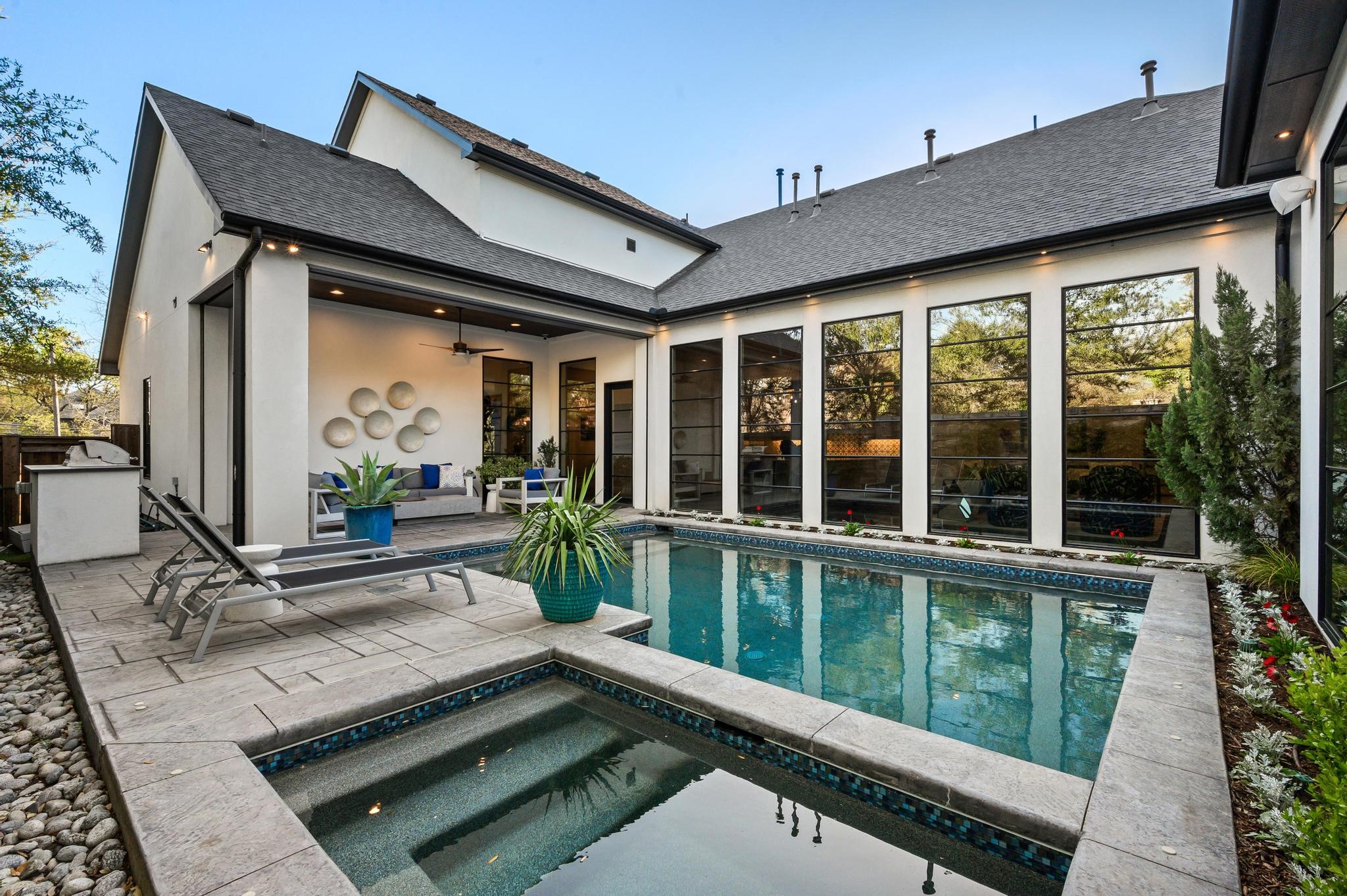 6675 Green Knoll Dallas TX 75230