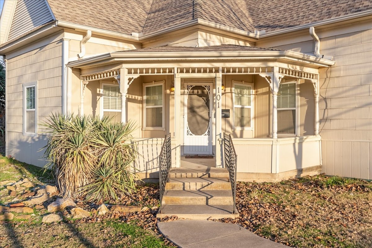 101 N 7th Street Krum TX 76249