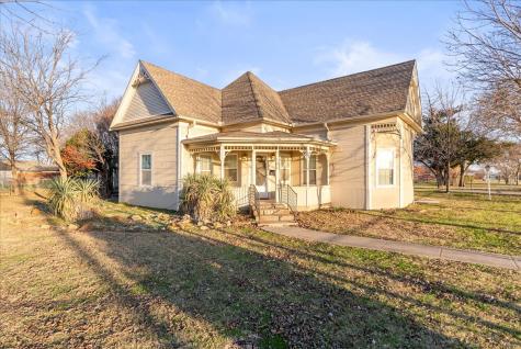 101 N 7th Street Krum TX 76249