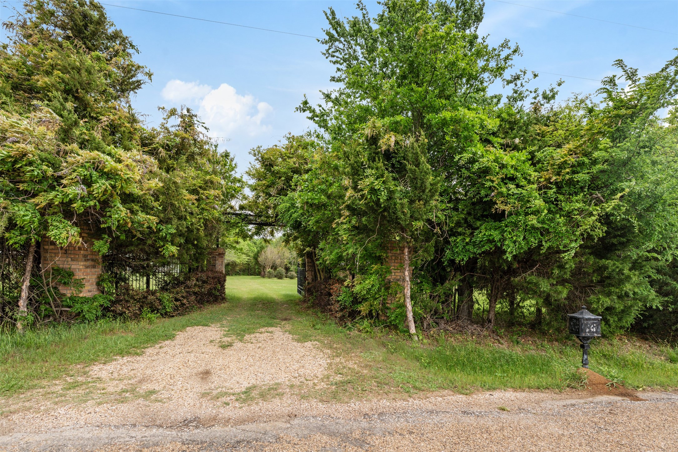 145 Vz County Road 2806 Mabank TX 75147