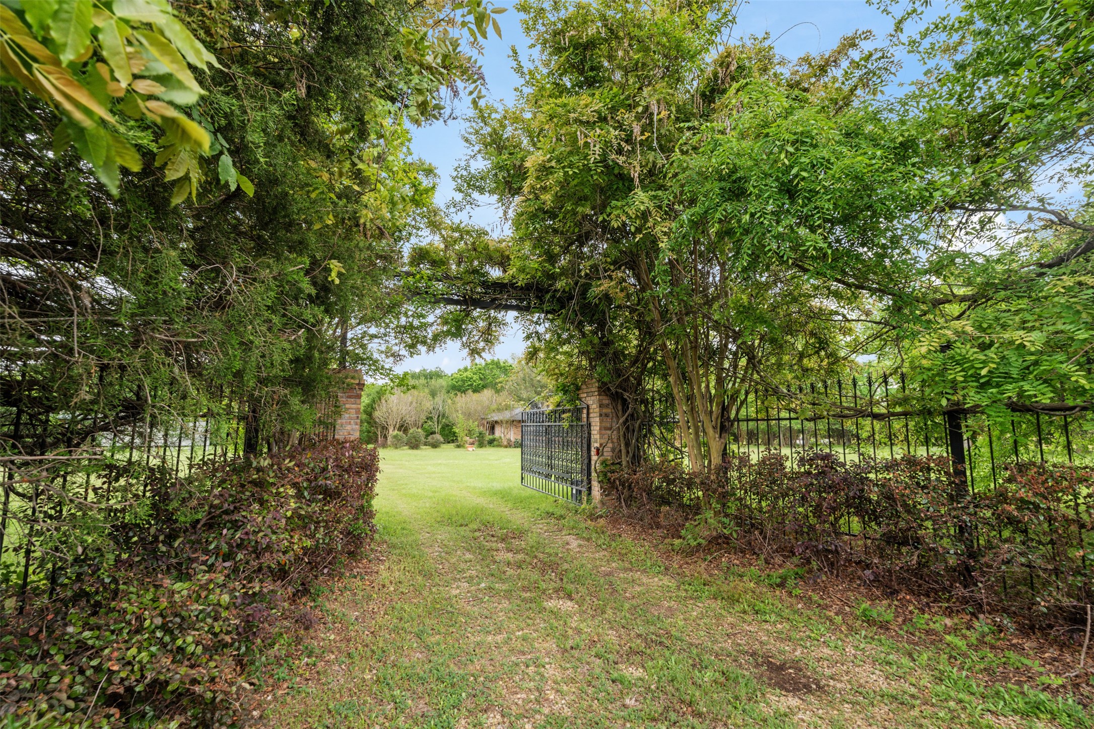 145 Vz County Road 2806 Mabank TX 75147