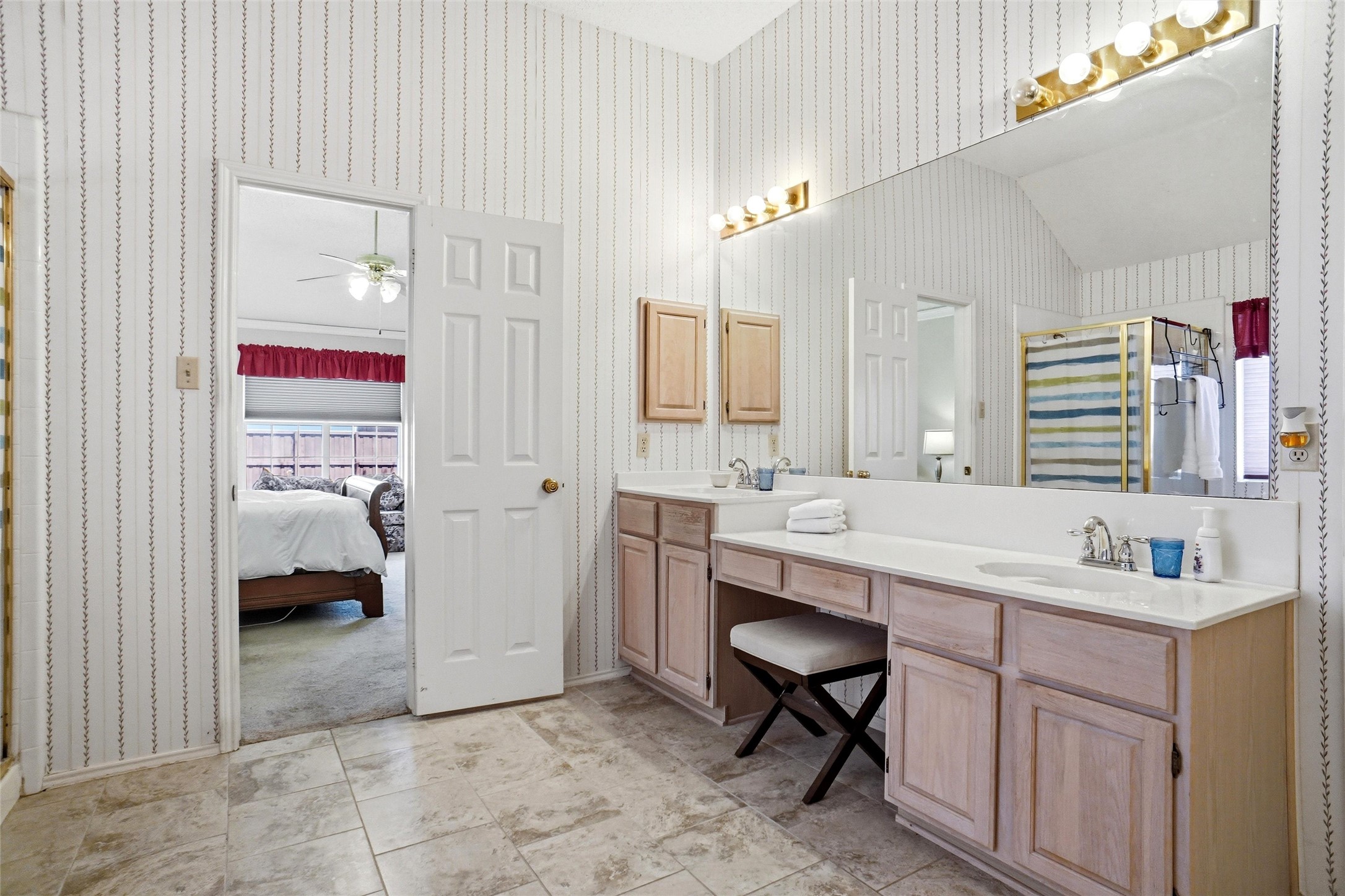 1704 Shadow Creek Mesquite TX 75181