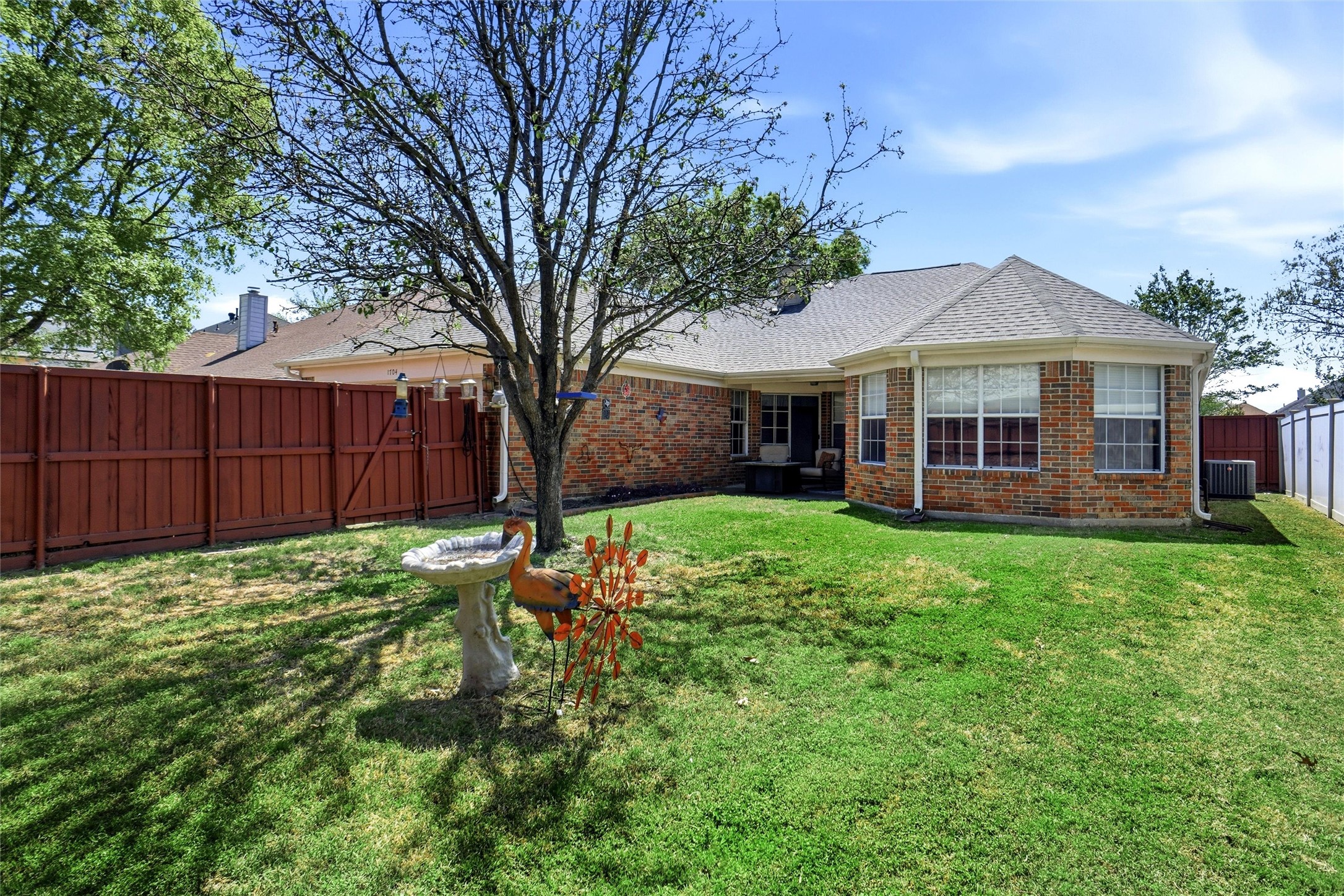 1704 Shadow Creek Mesquite TX 75181