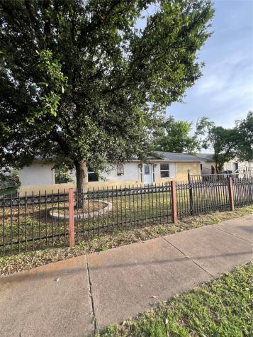 1604 Tyson Street Blue Mound TX 76131