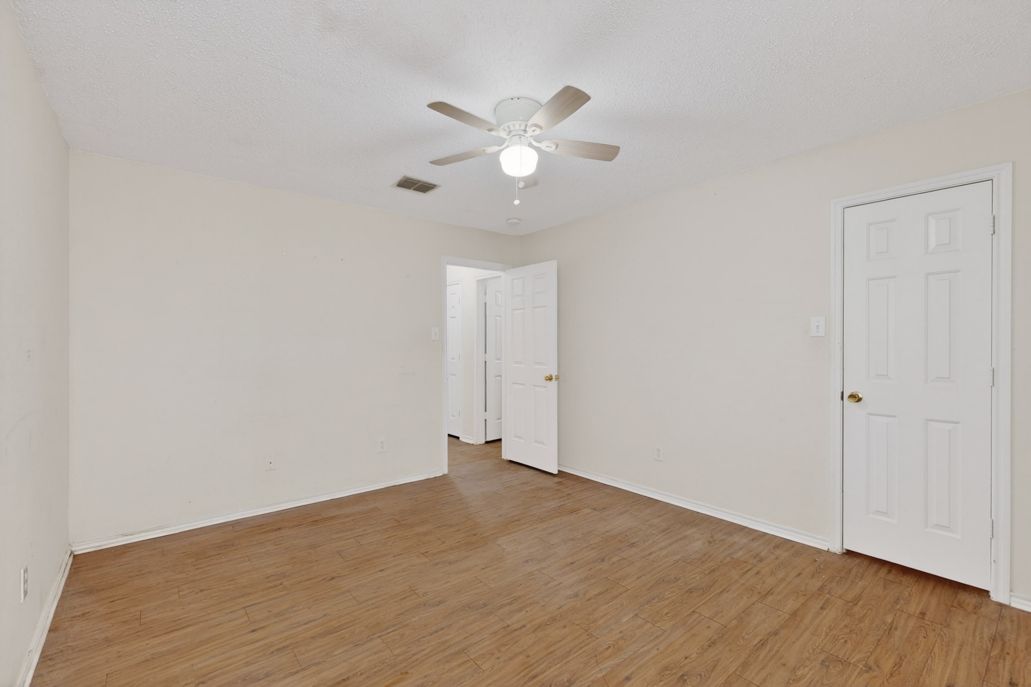602 Flooded Gum Street Arlington TX 76002