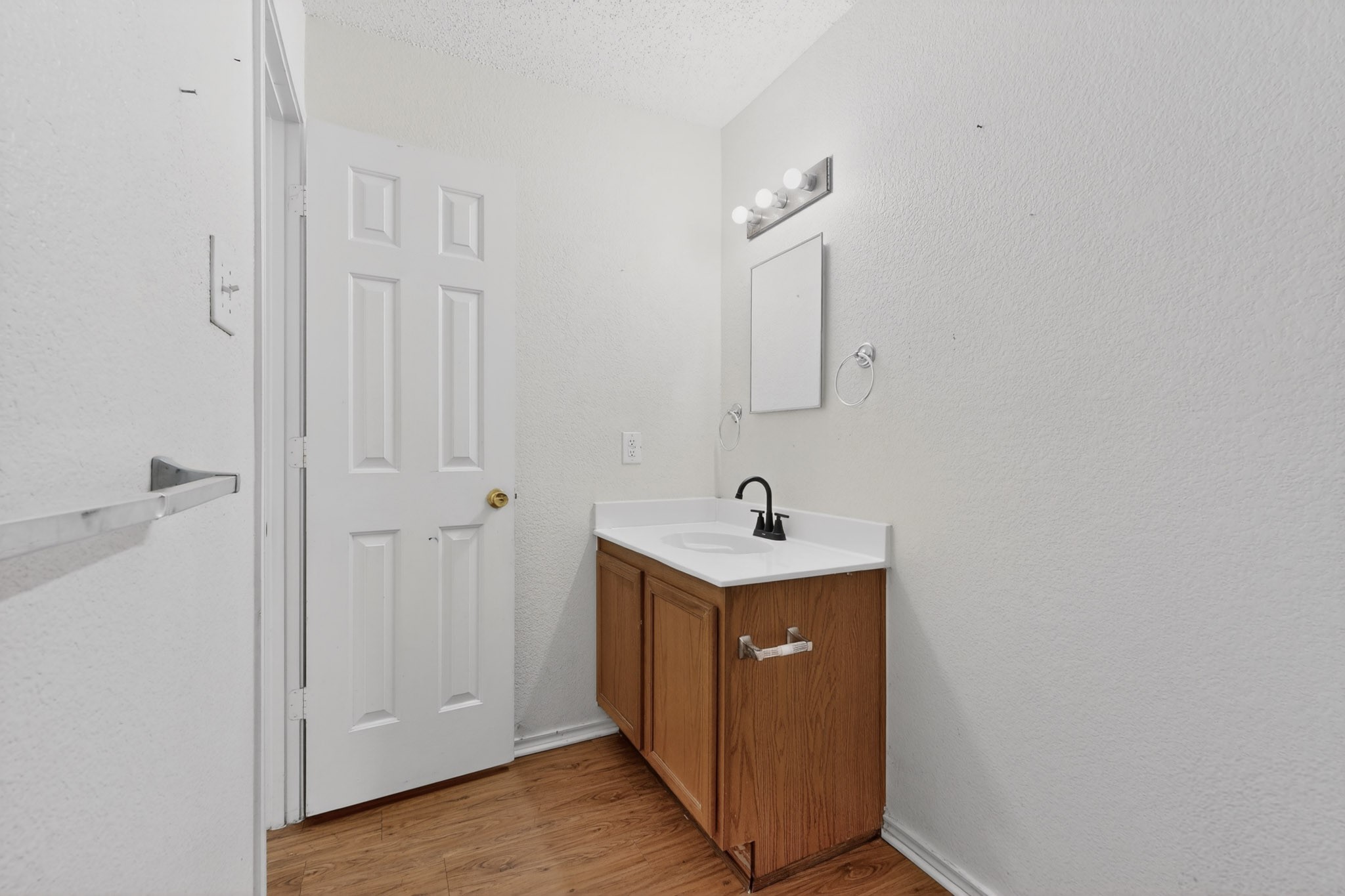 602 Flooded Gum Street Arlington TX 76002