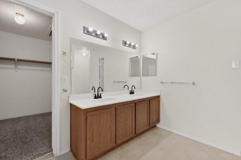 602 Flooded Gum Street Arlington TX 76002