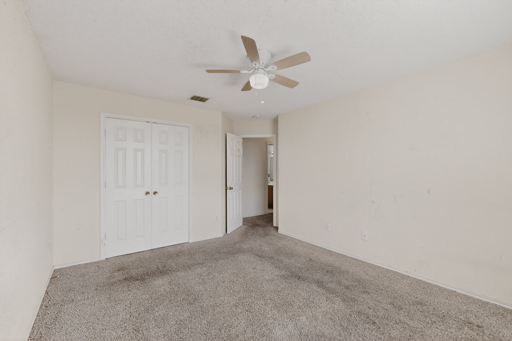 602 Flooded Gum Street Arlington TX 76002