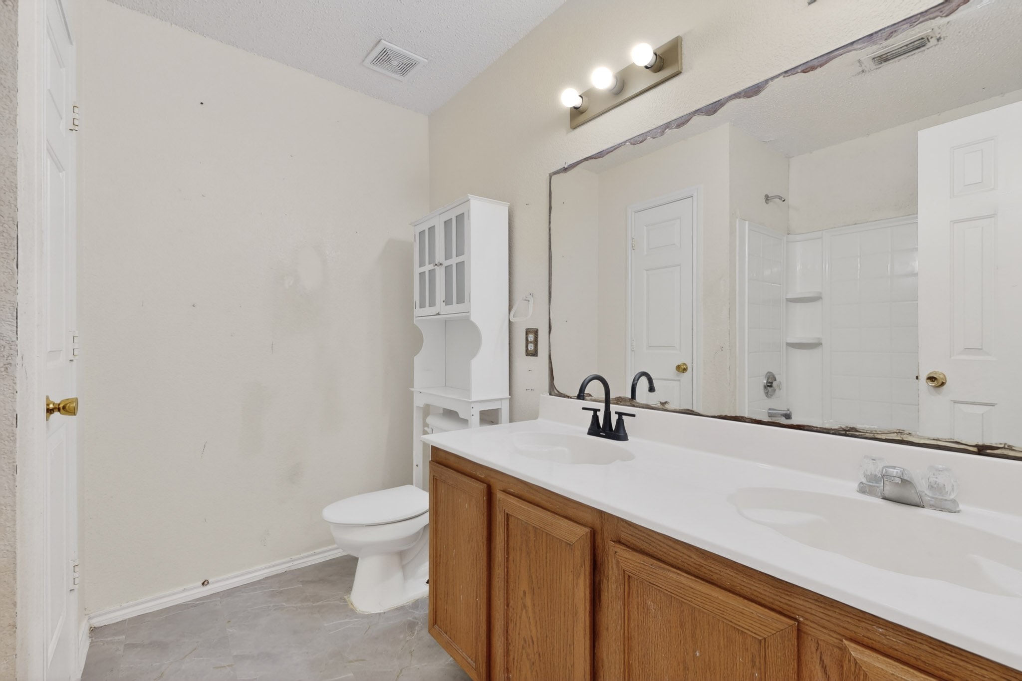 602 Flooded Gum Street Arlington TX 76002