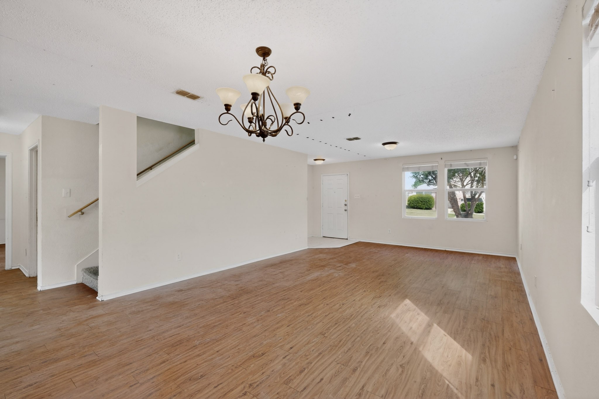 602 Flooded Gum Street Arlington TX 76002