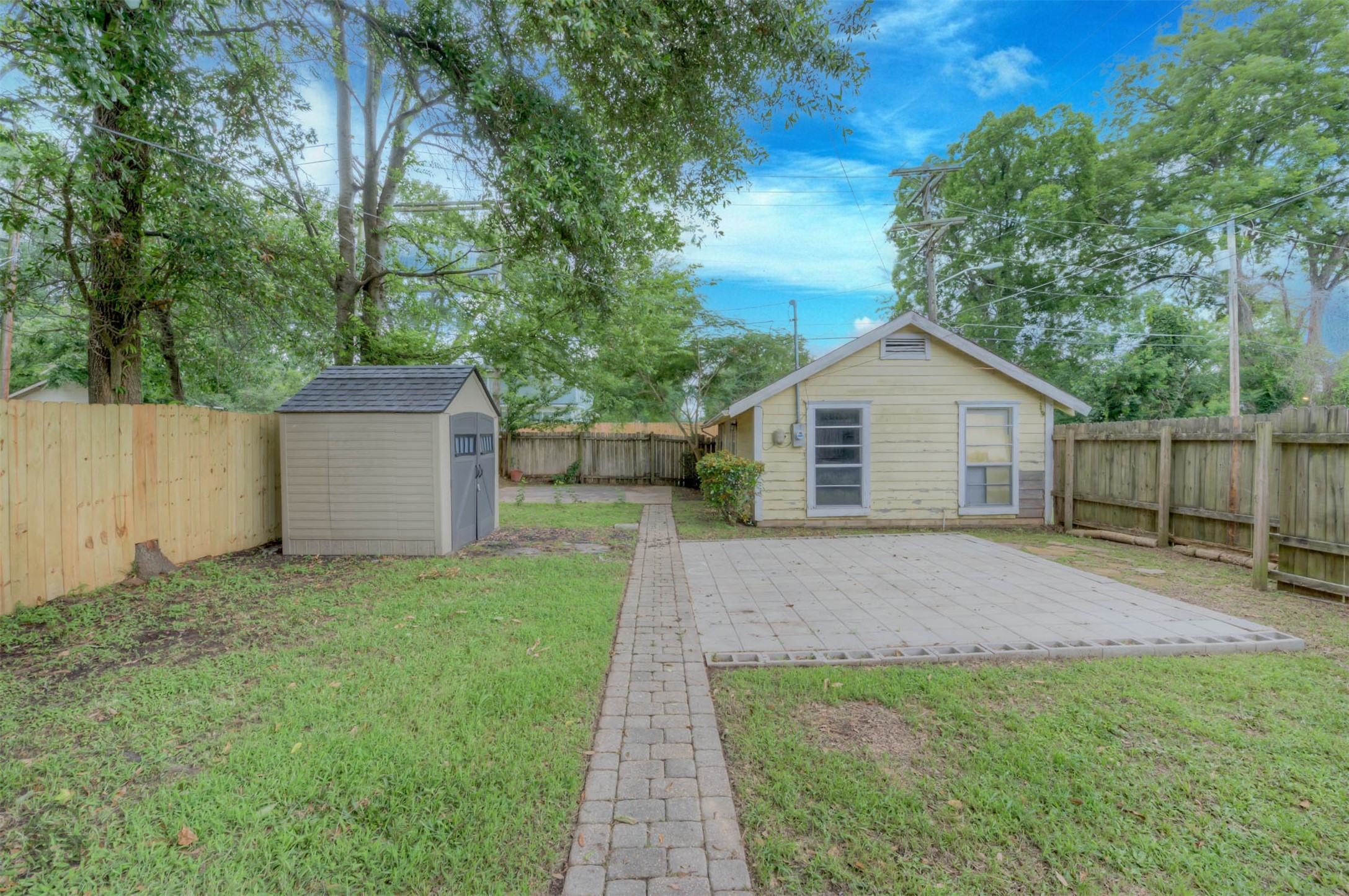 859 Linden Street Shreveport LA 71104