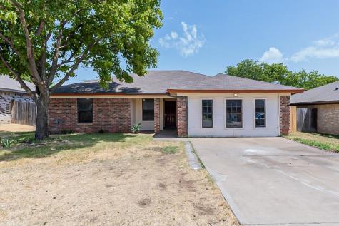1108 Andrew Street Crowley TX 76036