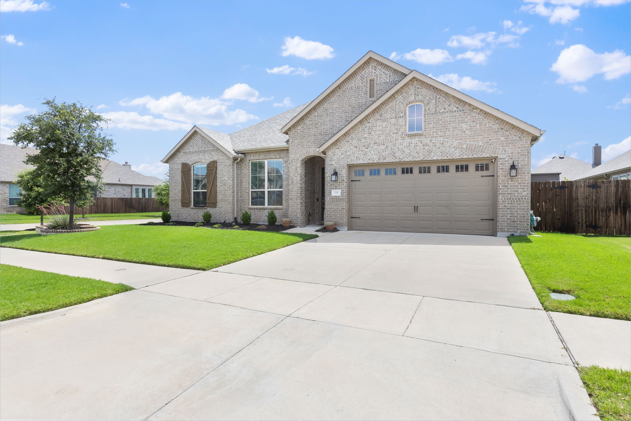1696 Storey Lane Waxahachie TX 75165