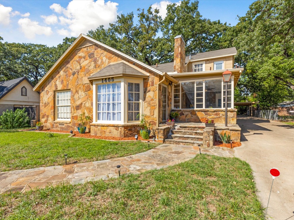 1405 N Riverside Drive Fort Worth TX 76111