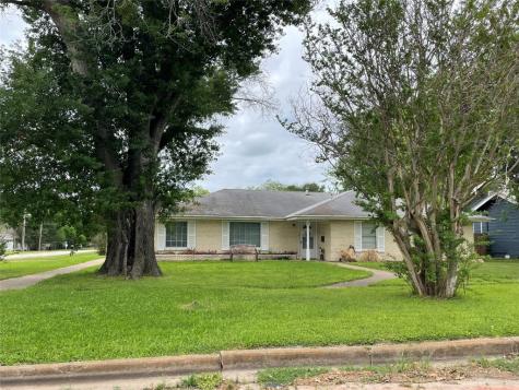 310 S Colket Street Kerens TX 75144